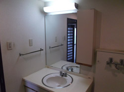 横浜市港北区 洗面台交換工事