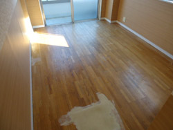 相模原市 フロアタイル上貼り工事