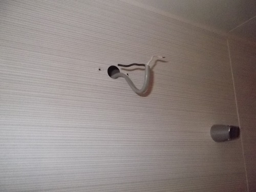 浴室照明前後 (4)