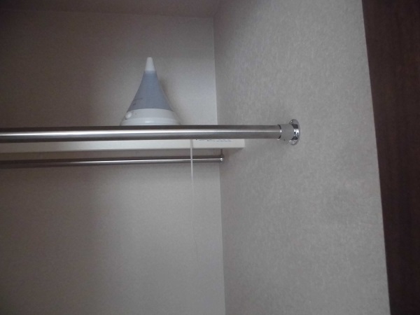 ハンガーパイプ後 (1)