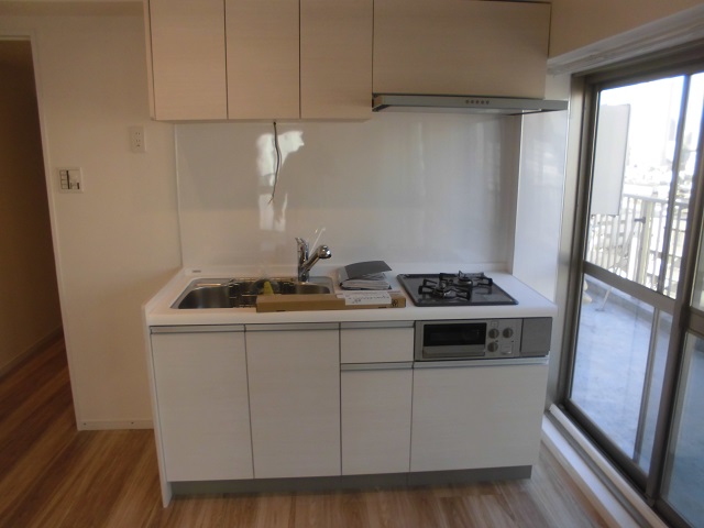 フルリノベーション後 ペカン柄の床