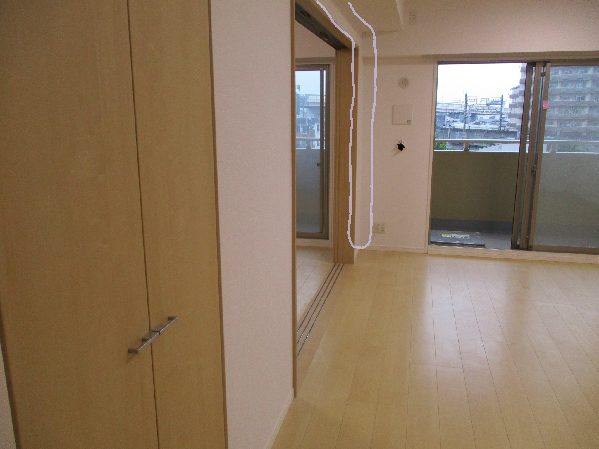 間仕切り壁 新設 枠取付