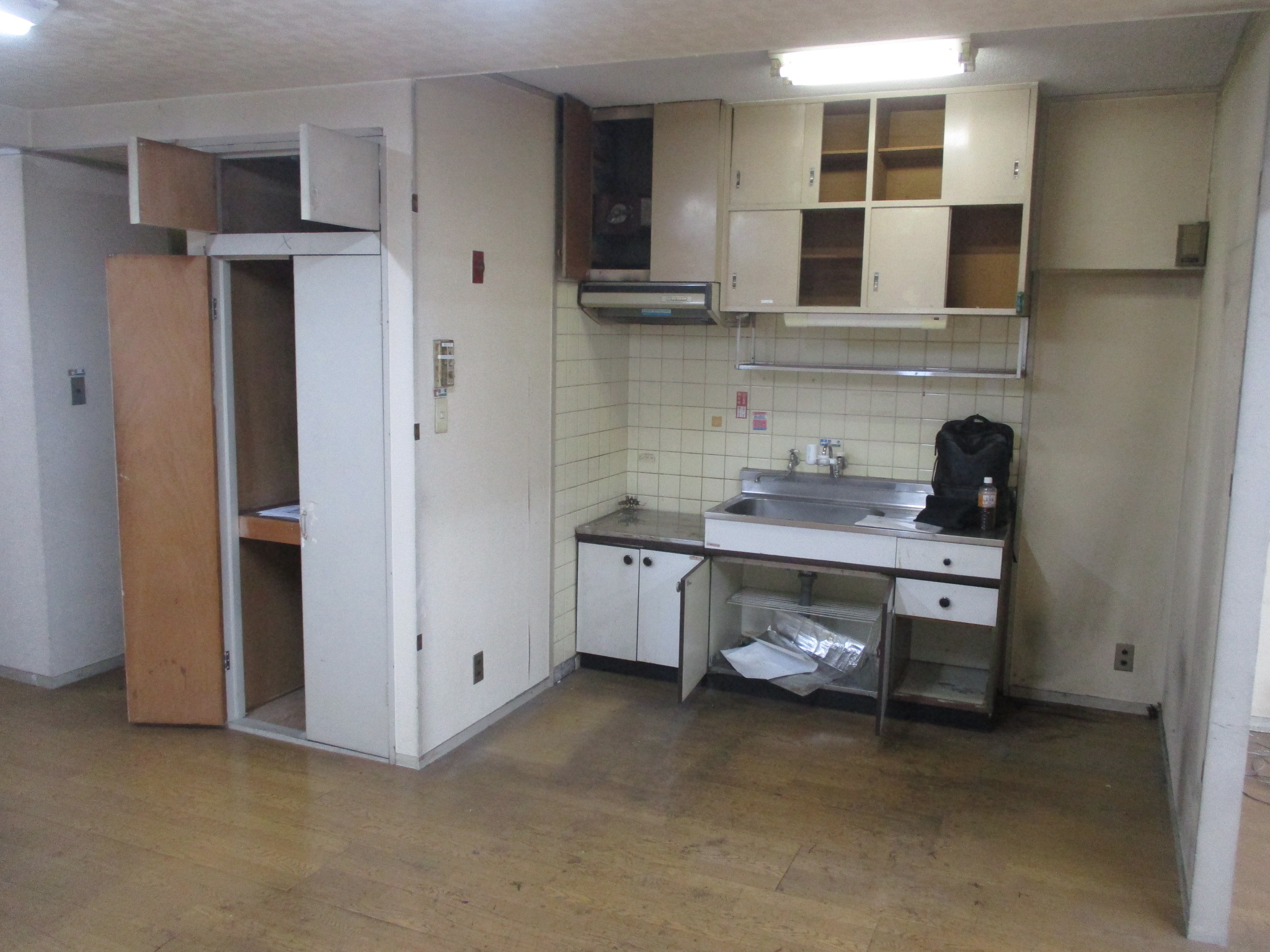 築50年 キッチン 施工前 1