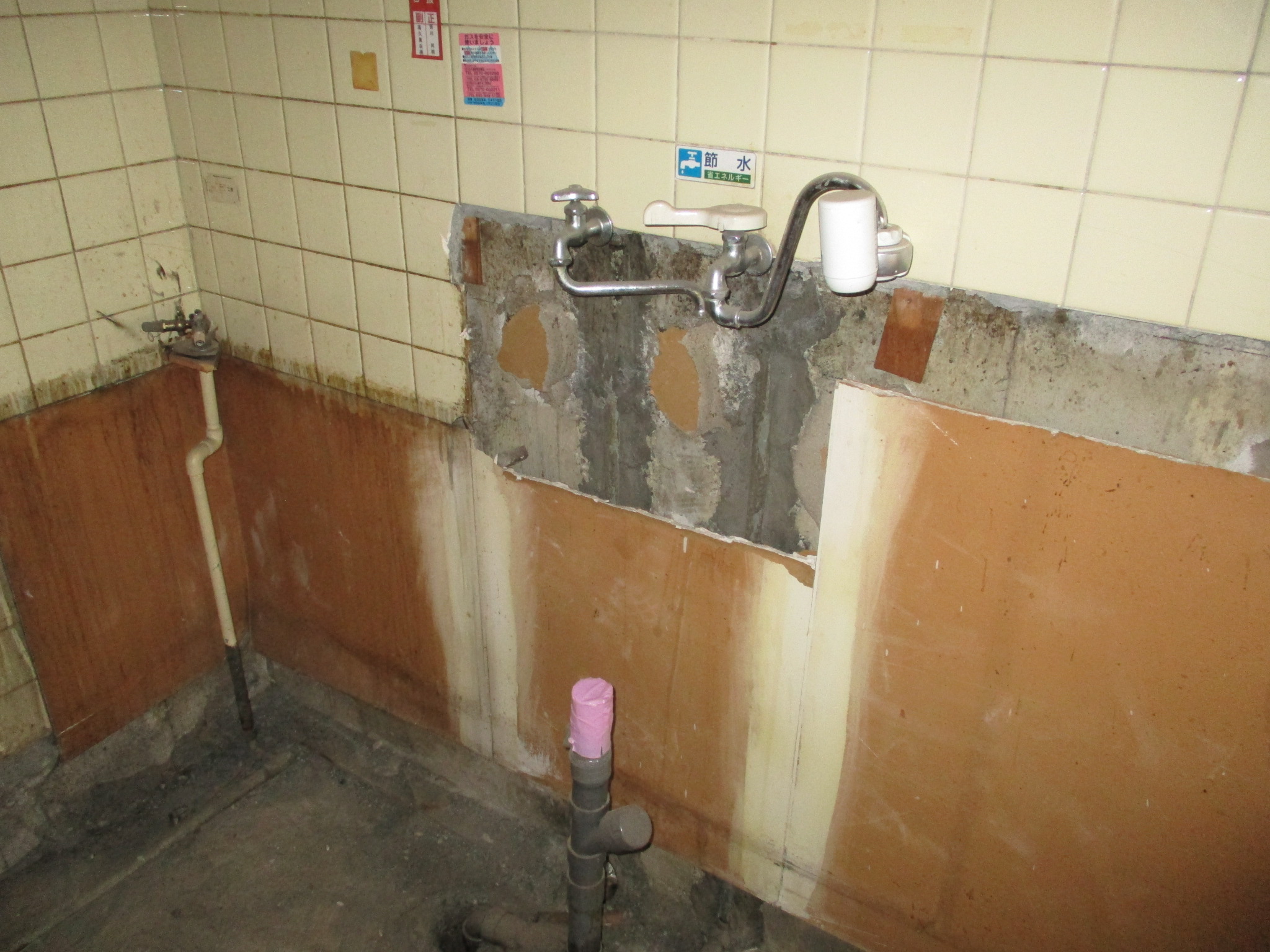 キッチン 解体工事 2