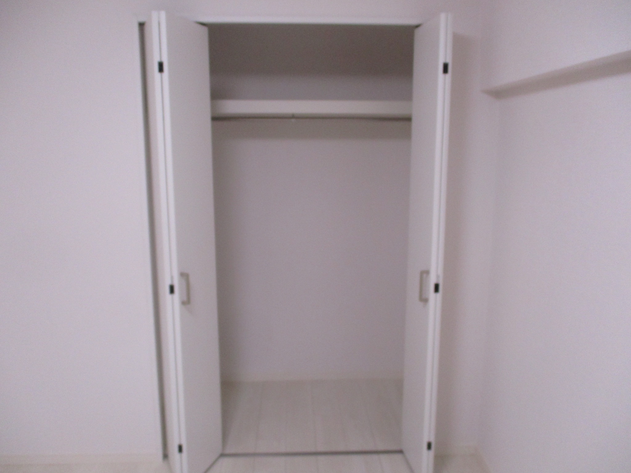 押入れからクローゼットへ 施工後