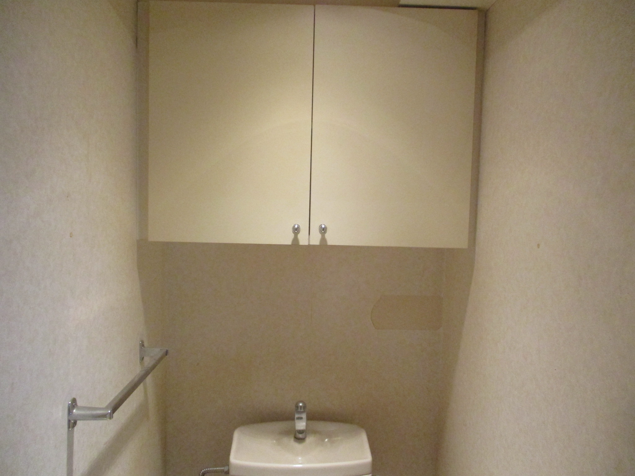 トイレ クロス張替え前