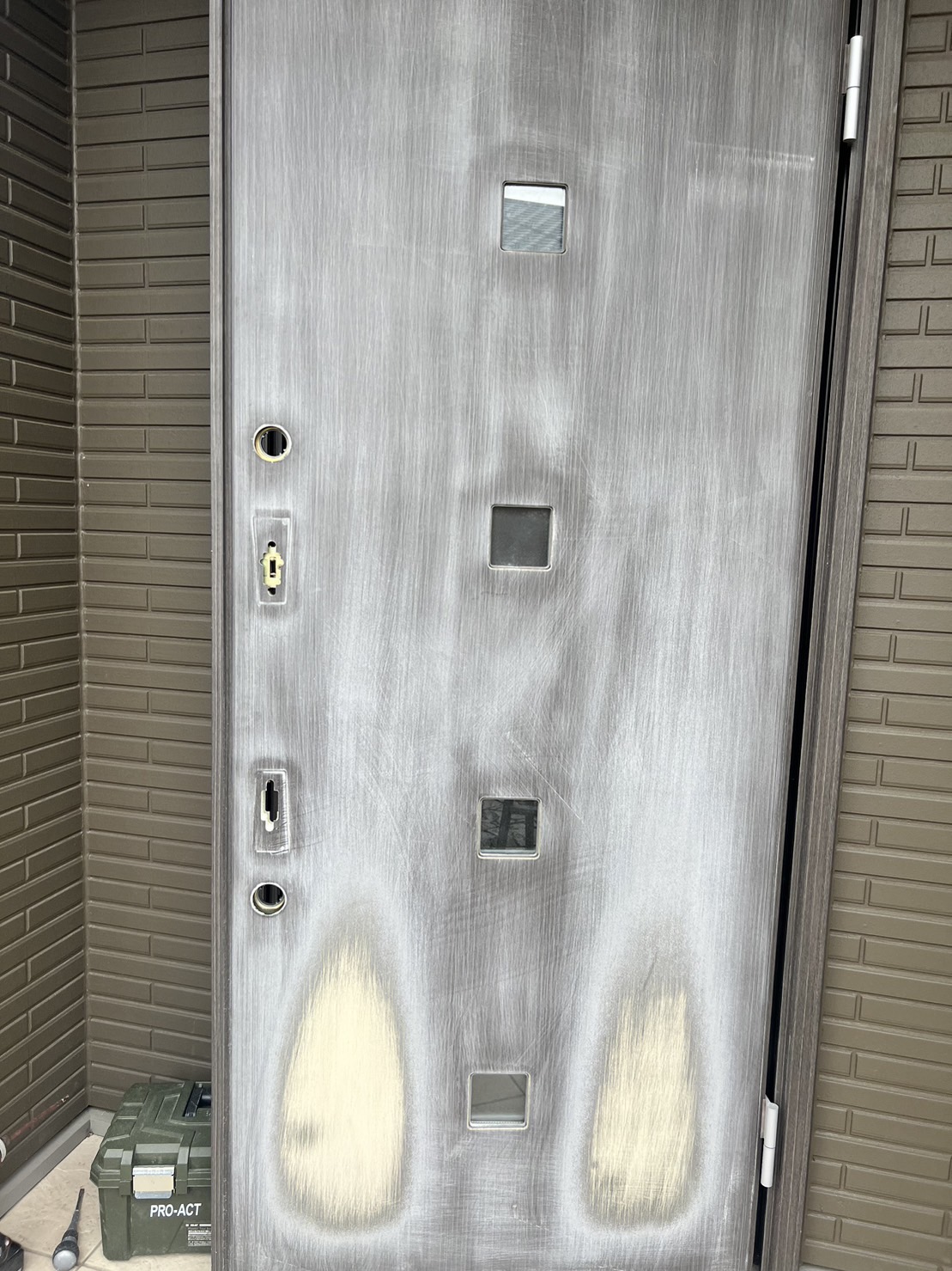 玄関ドア 下地処理