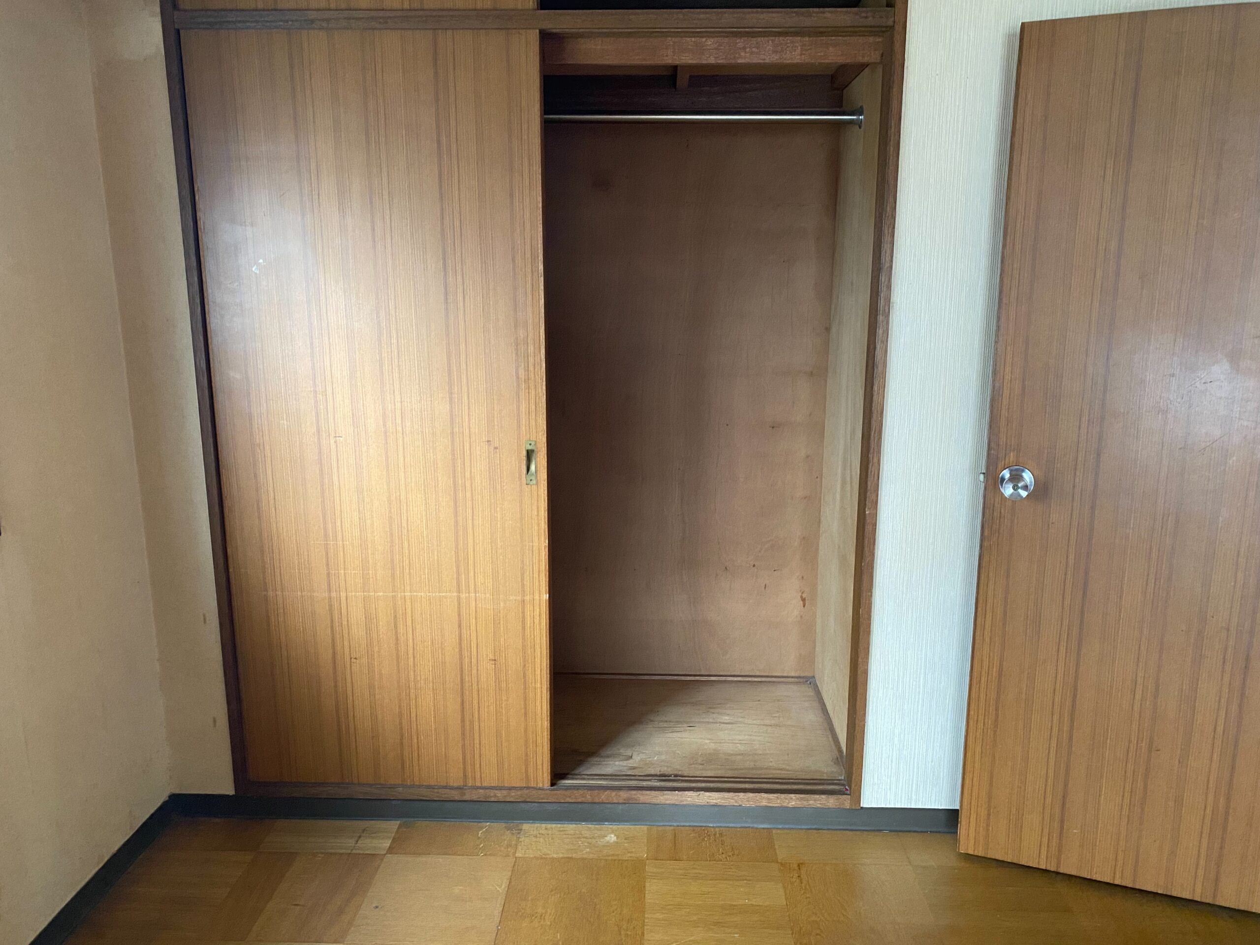 フルリフォーム クローゼット 施工前