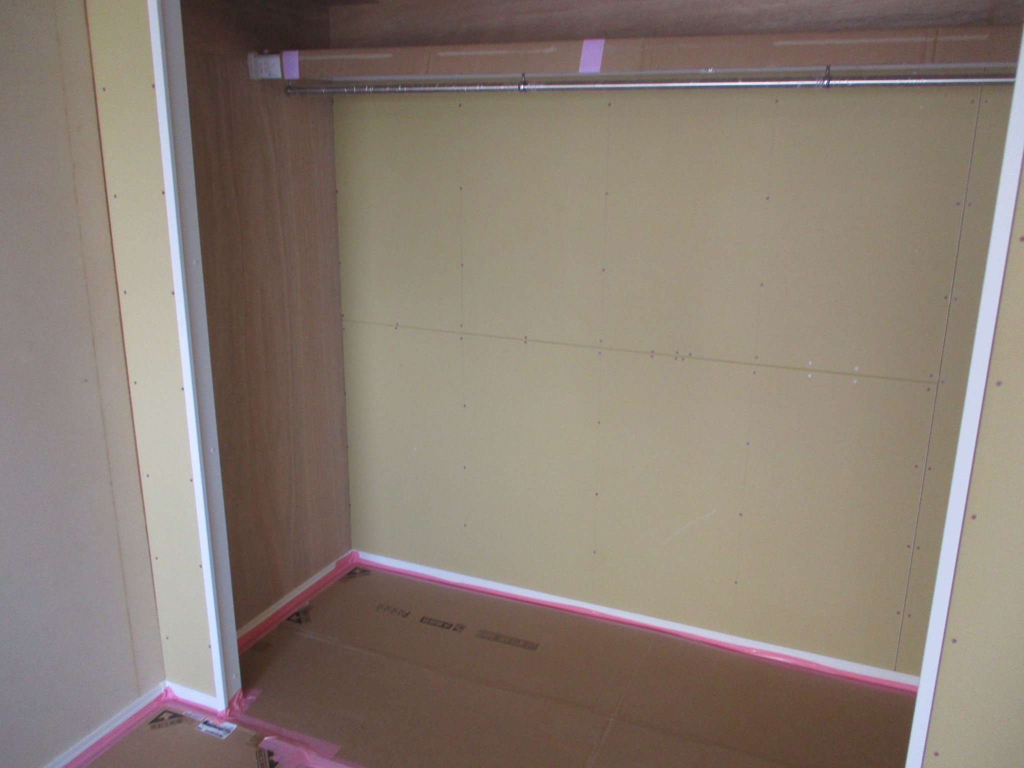 クローゼット 大工作業 下地作り