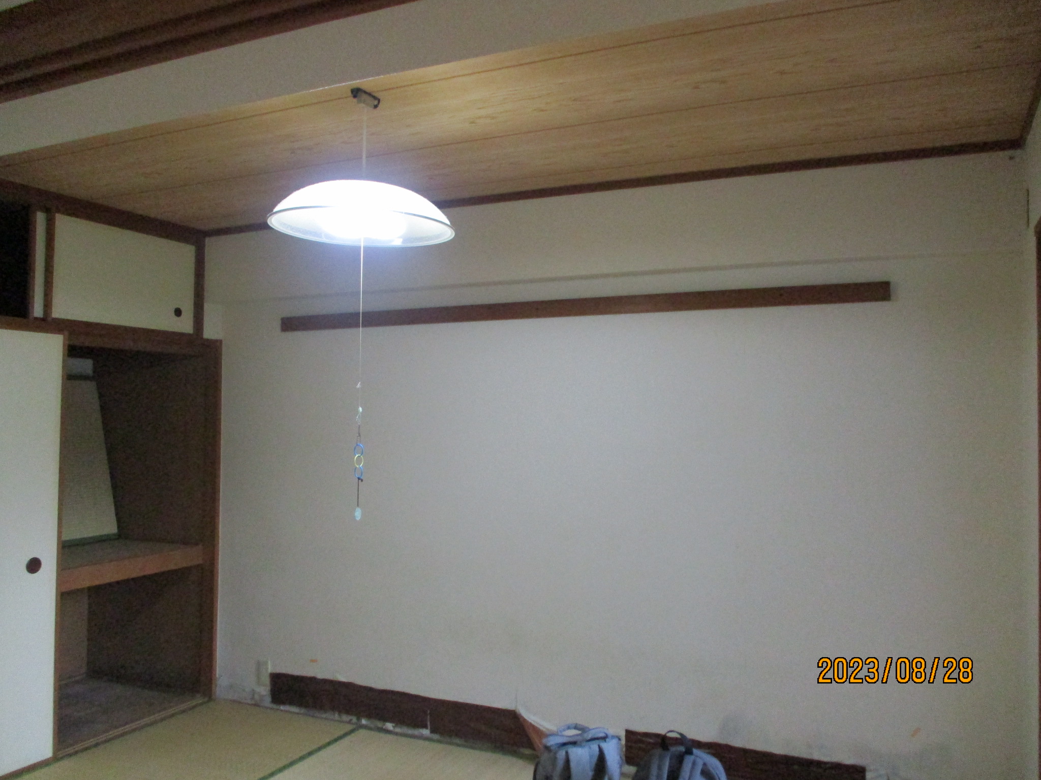 和室 アクセントクロス 施工前