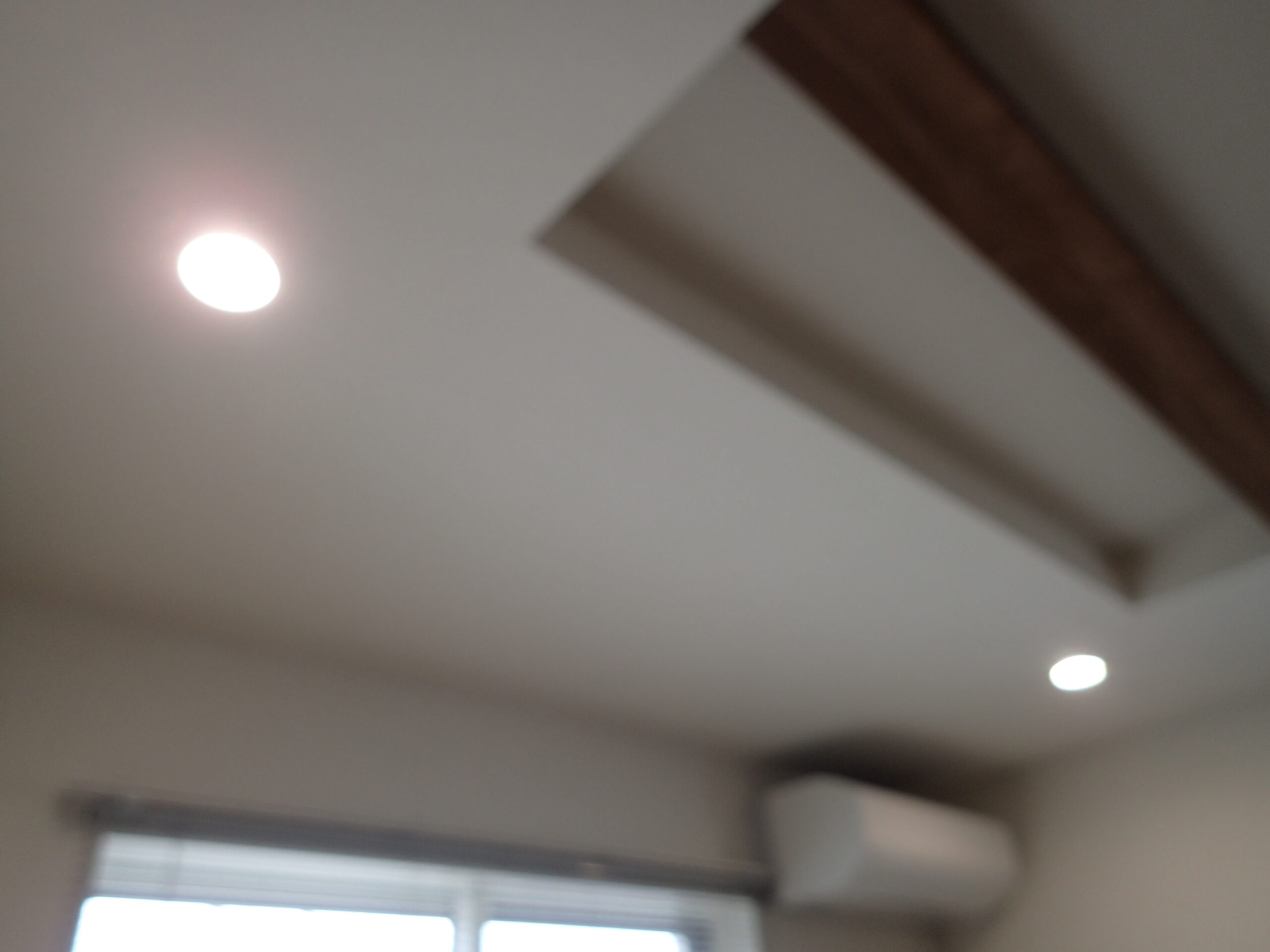 ダウンライト交換 施工前 昼白色