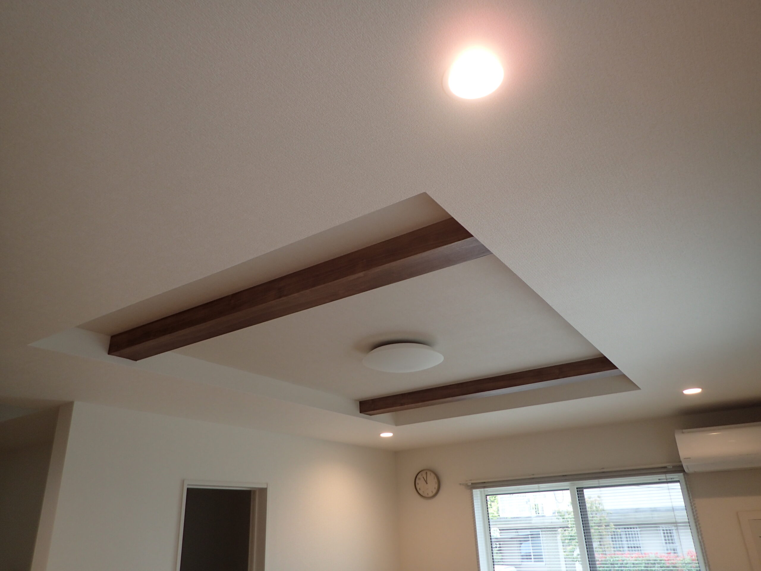 ダウンライト交換 施工後 電球色