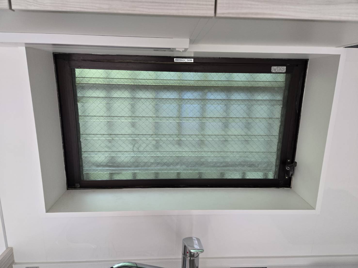 ルーバー窓 一部交換 施工後