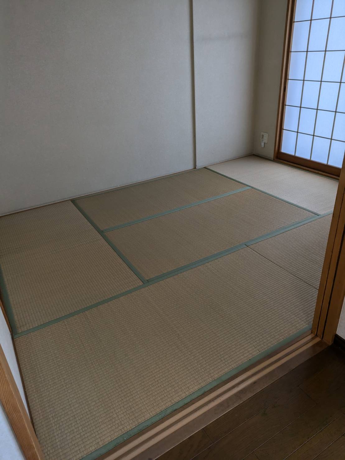 町田市畳の表替え施工前 日焼けした畳