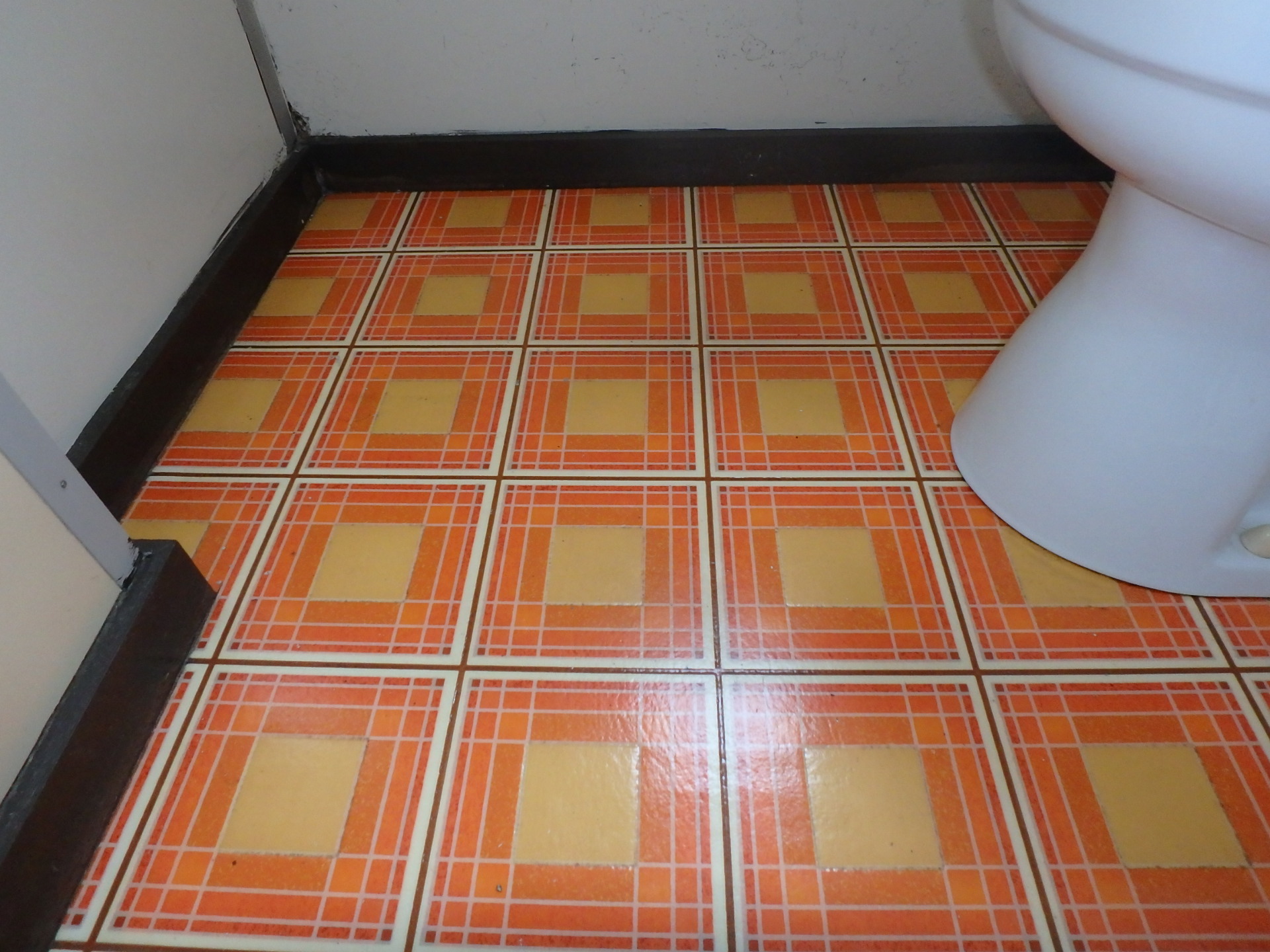 町田市クッションフロア施工前 洗面所2