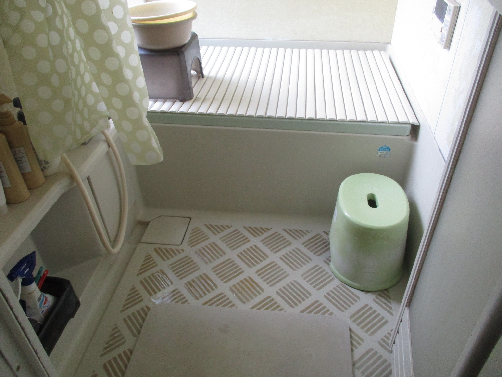 町田市浴室リフォーム施工前 古いユニットバス