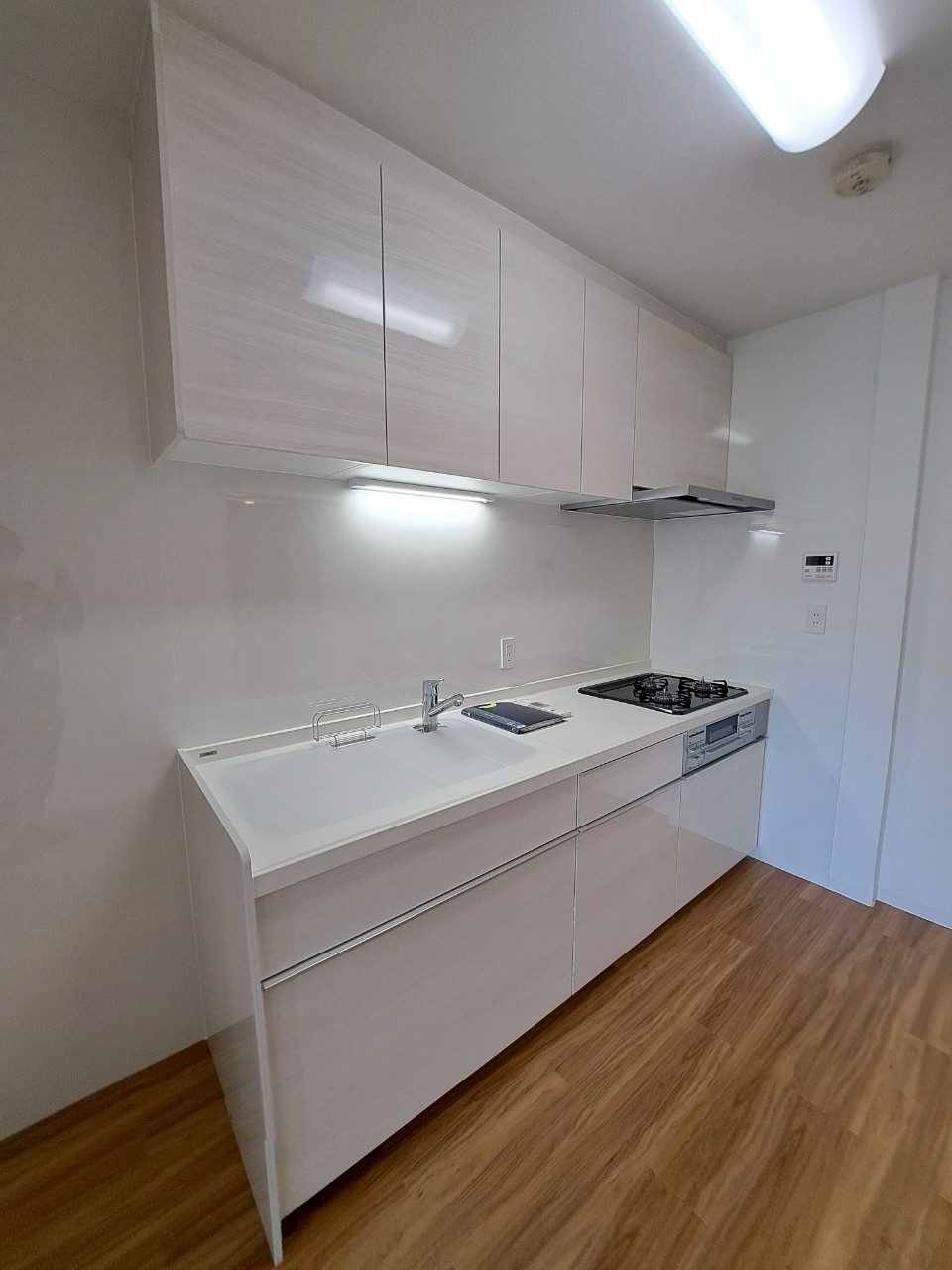 町田市キッチンリフォーム施工後 LIXIL シエラS 全体