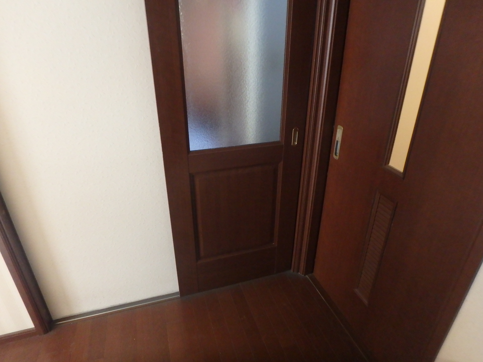 町田市戸車交換施工後 ピッタリ閉まる引き戸