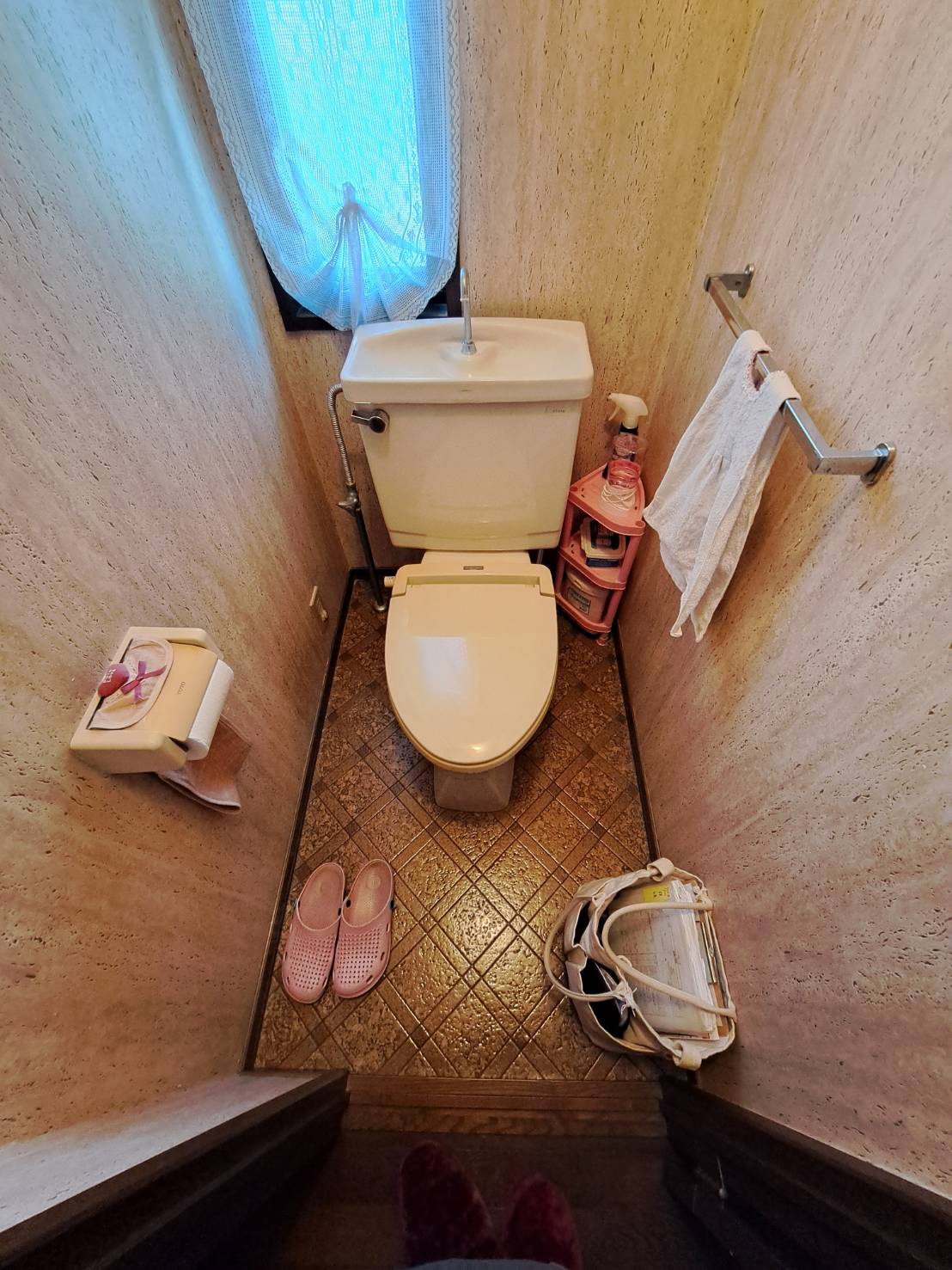 町田市トイレリフォーム施工前 30年使用したトイレ