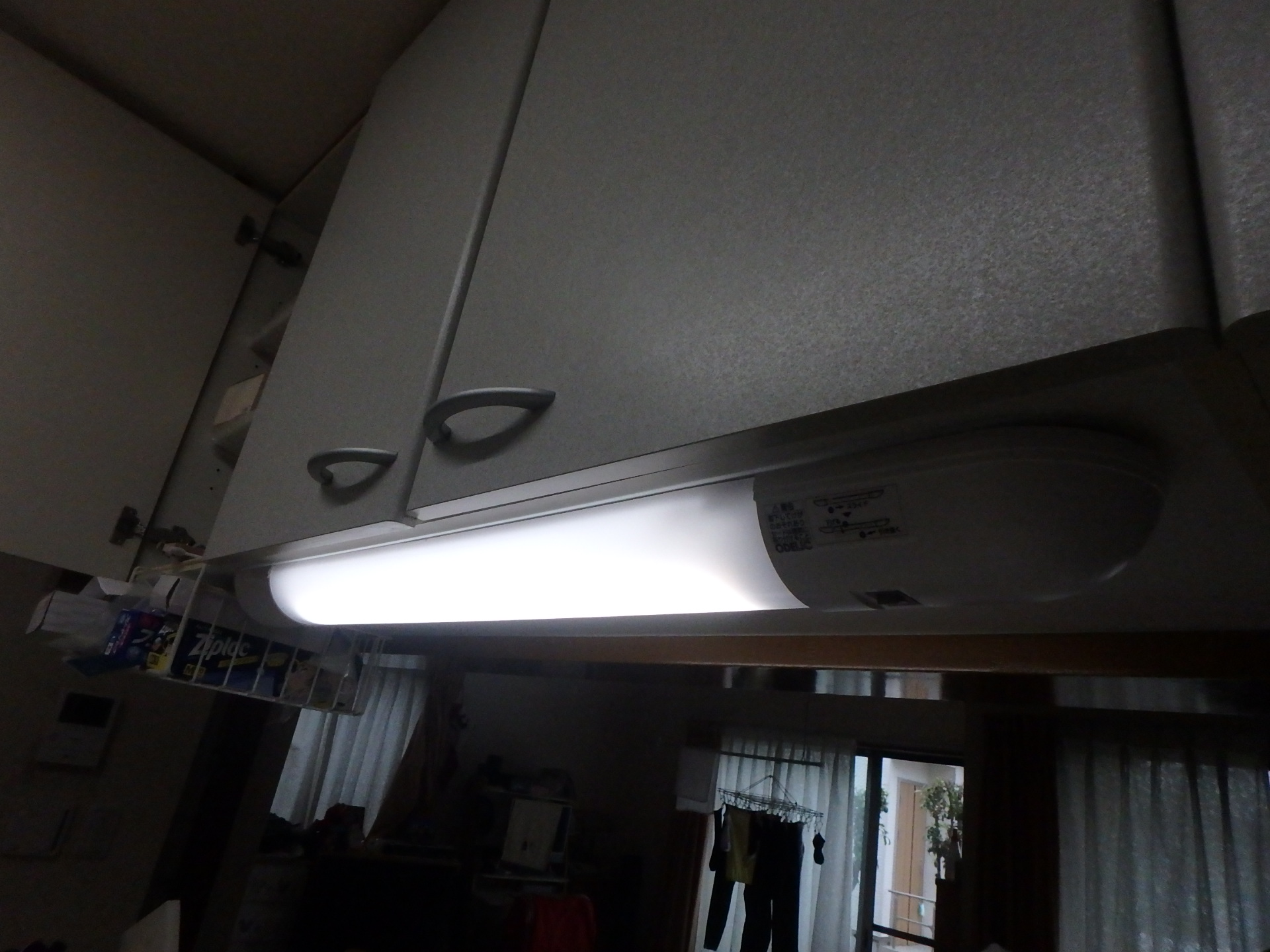 町田市LED照明交換施工後 オーデリック棚下灯